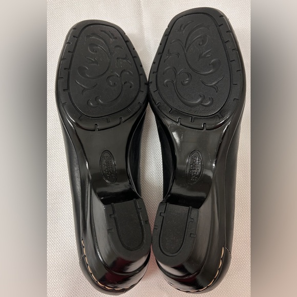 Soft Shoe by Medicus: women’s black leather close toe shoe, size 10 - Picture 9 of 11